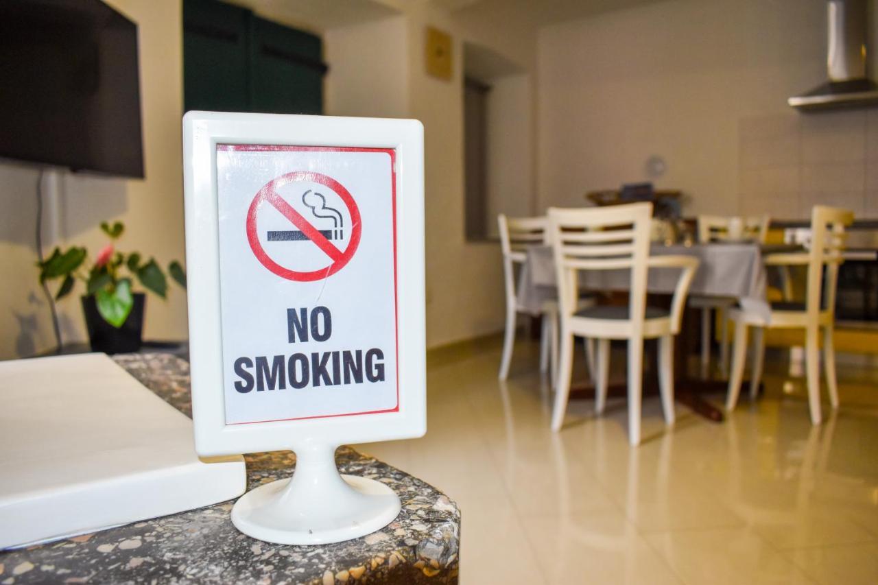 Apartmani Amra Novi Vinodolski Kültér fotó