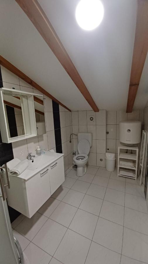 Apartmani Amra Novi Vinodolski Kültér fotó