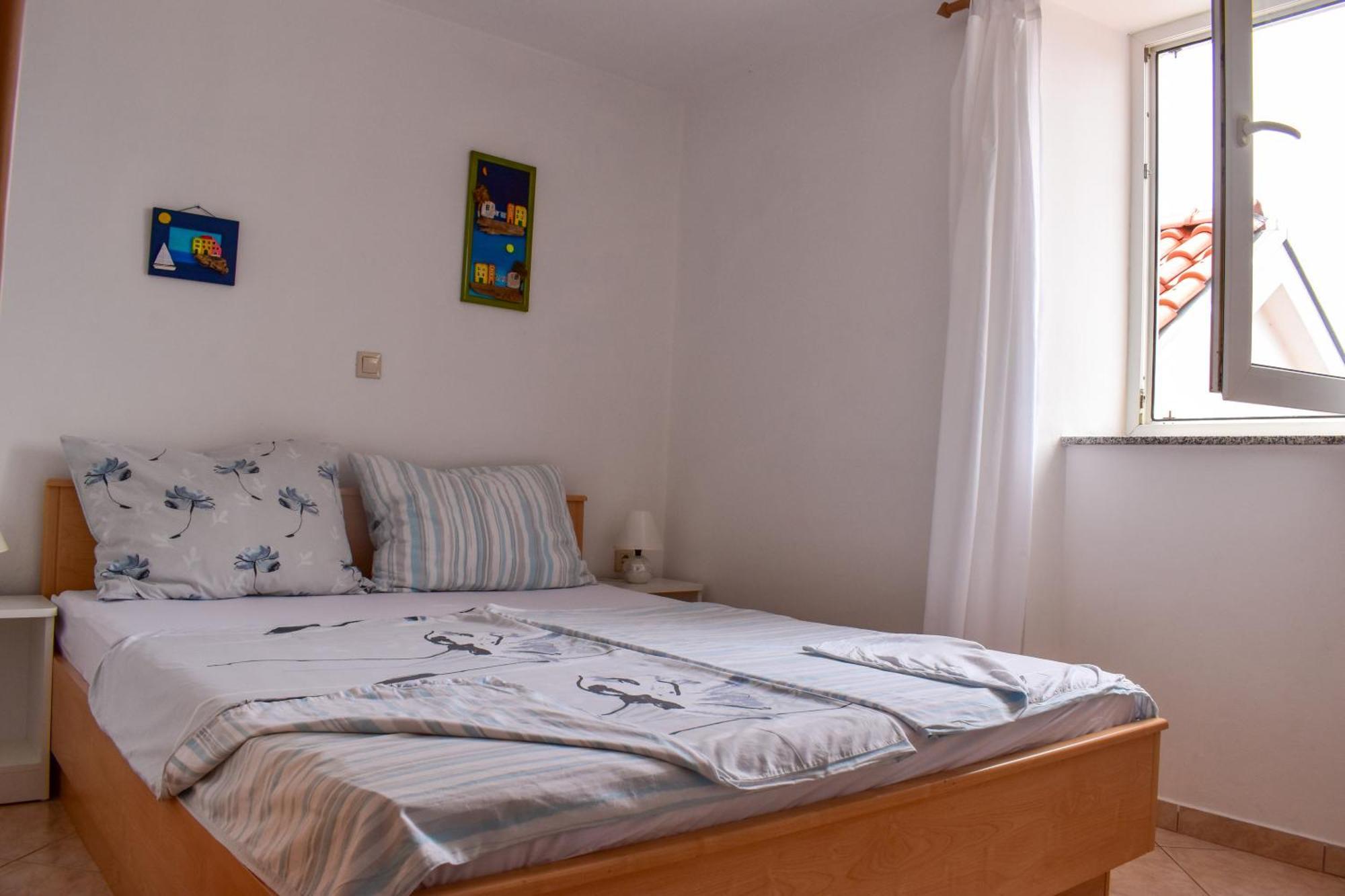 Apartmani Amra Novi Vinodolski Kültér fotó