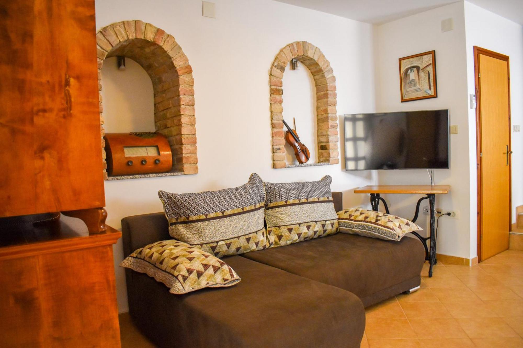 Apartmani Amra Novi Vinodolski Kültér fotó